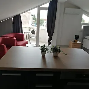 Milka Apartamento Zadar